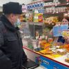 В Харовске сотрудники полиции продолжают информировать граждан о недопущении фактов дистанционных мошенничеств 19.02.2022